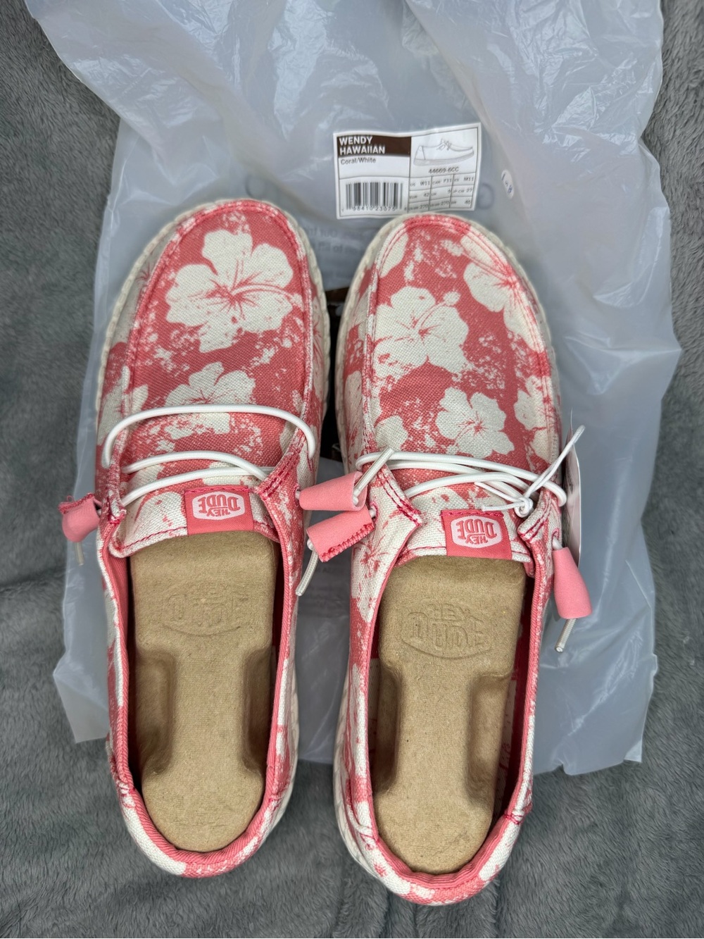 Hey Dude Wendy Hawaiian – Coral/White
